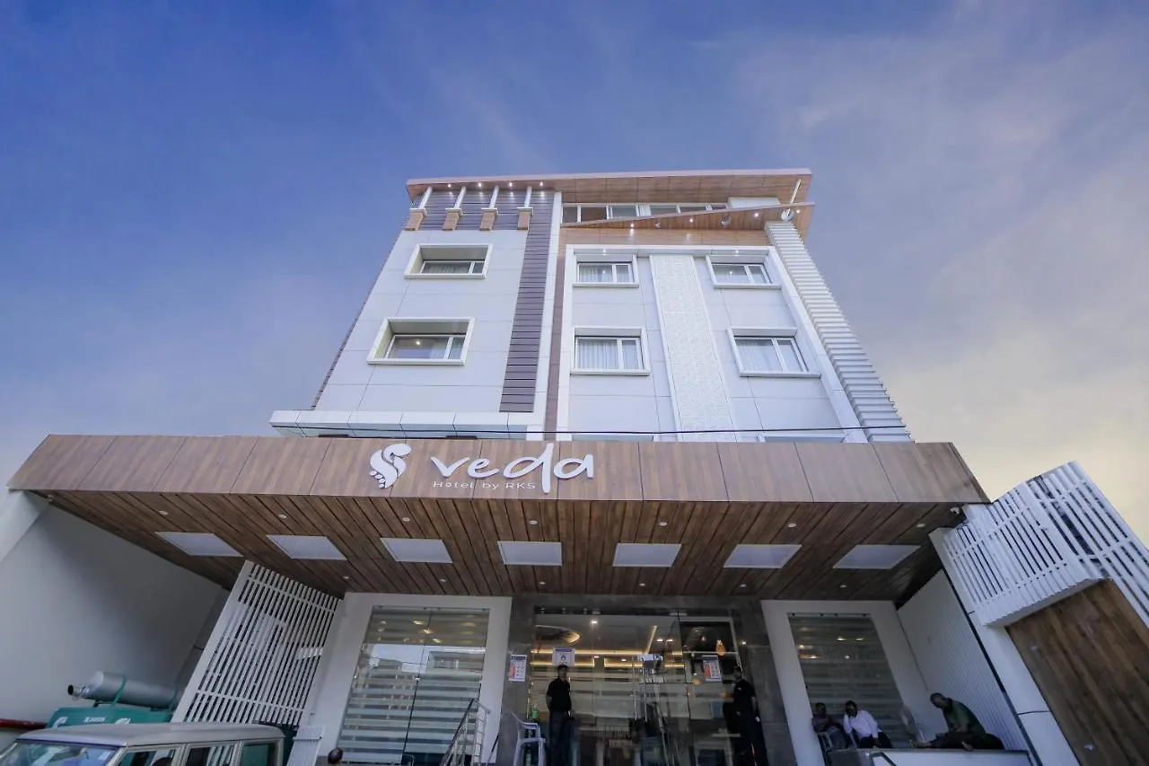 הקונטקטים של Hotel Veda By Rks